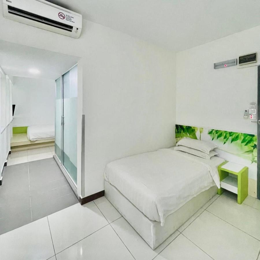 קוטה קינבלו Green Apple Boutique Hotel מראה חיצוני תמונה